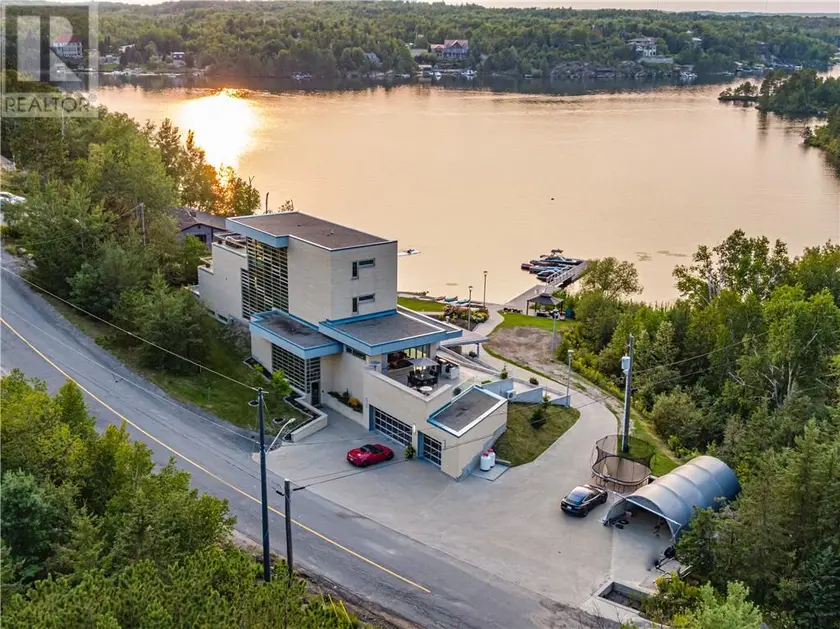 Detached at 2410 South Bay Road, Sudbury