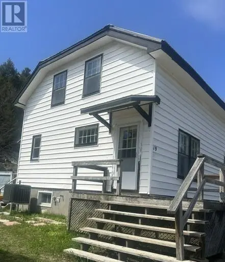 Detached at 1021 Crescent Street Unit# A, Willisville