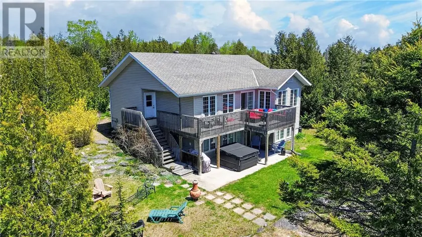 Detached at 619 Lake Huron Drive, Spring Bay, Manitoulin Island