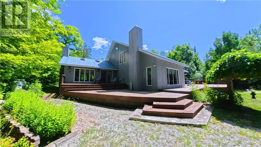 Detached at 1604 Perivale Road E, Spring Bay, Manitoulin Island