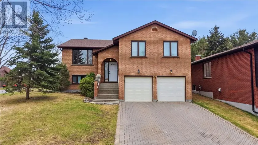Detached at 61 Crater Crescent, Sudbury