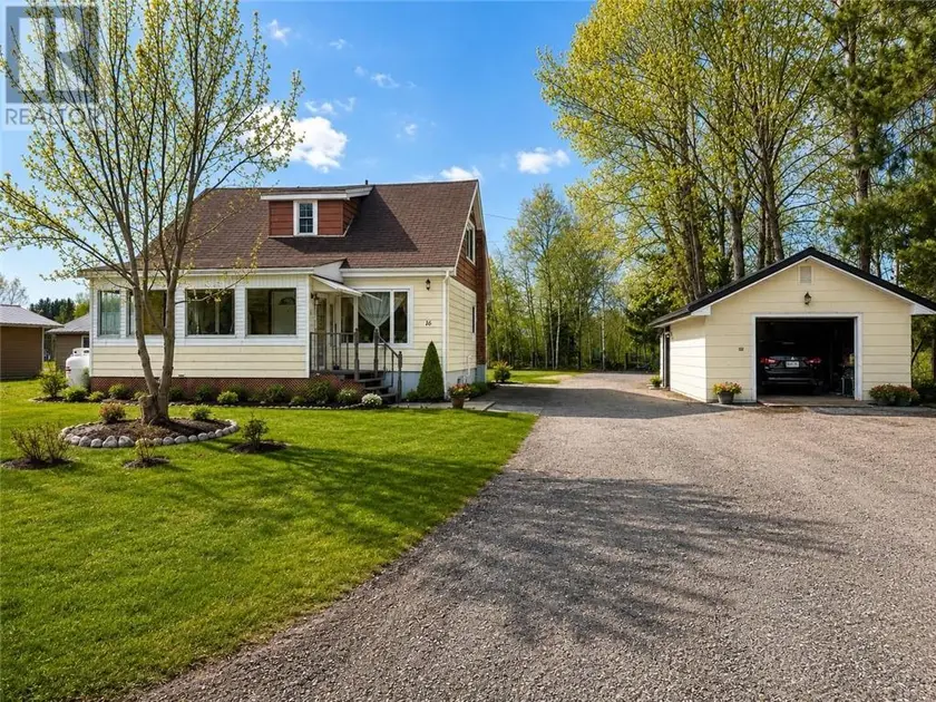 Detached at 16 Clark, Gogama