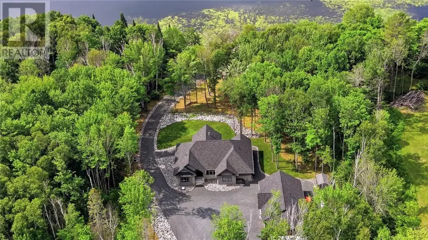 Detached at 3 Pine Drive, Blind River