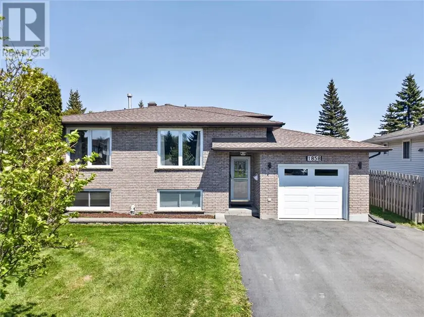 Detached at 1858 Covewood, Sudbury