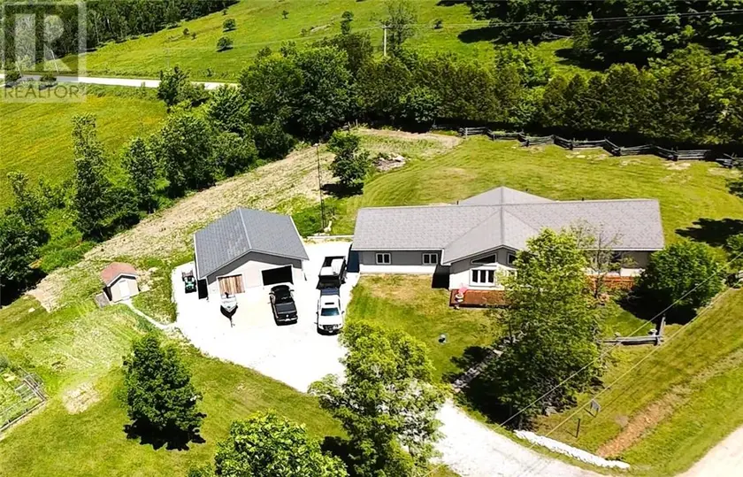 Detached at 14 Maplewood Trail, Kagawong