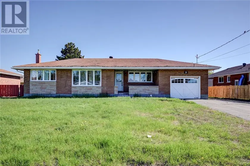 Detached at 9 Maple, Capreol