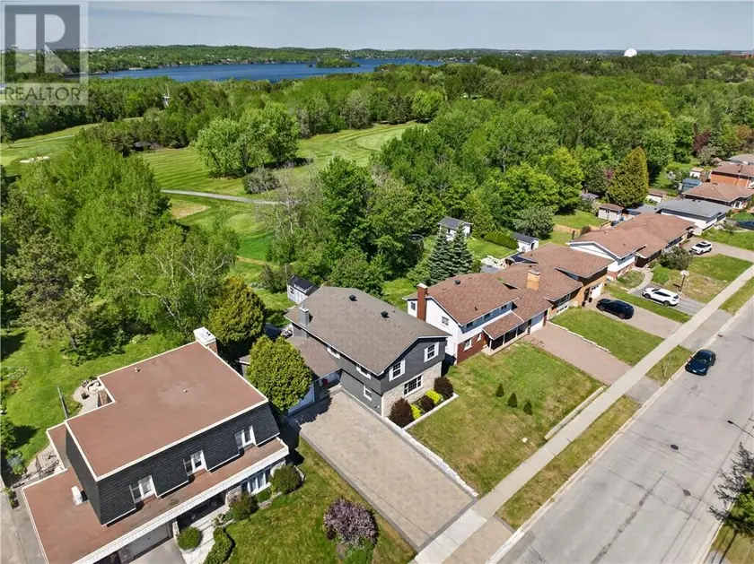Detached at 142 Walford Road, Sudbury
