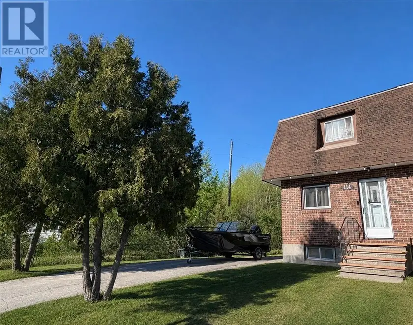 Townhouse at 114 Minto Street, Chapleau