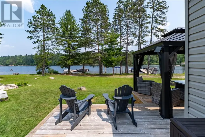 Detached at 120 Happy Landing, Noelville