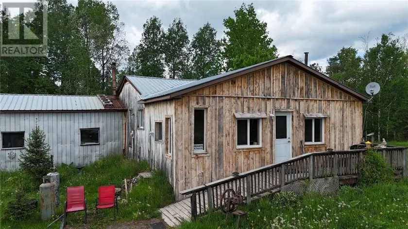 Detached at 313 SELDOM SEEN, Massey