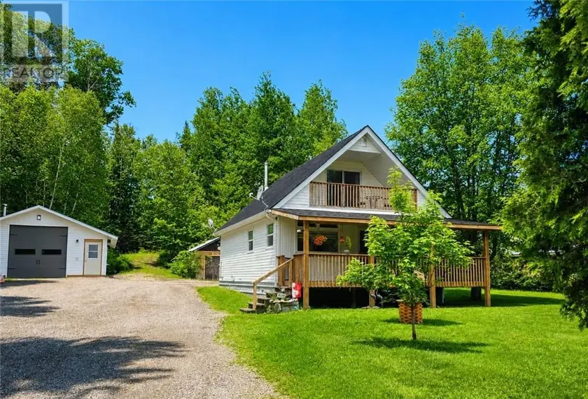 Detached at 307 Deschene, Westree
