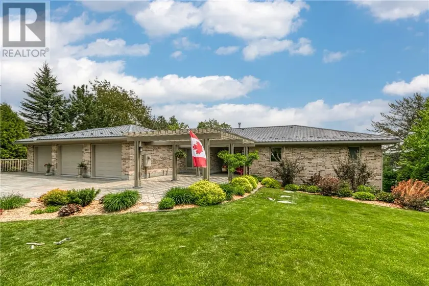 Detached at 1351 Keast Drive, Sudbury