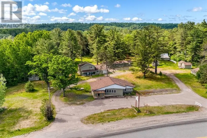 Detached at 1806 Highway 17, Massey