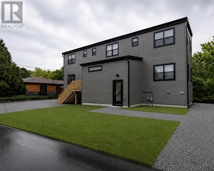 Multiplex at 1050 Gordon Avenue, Greater Sudbury