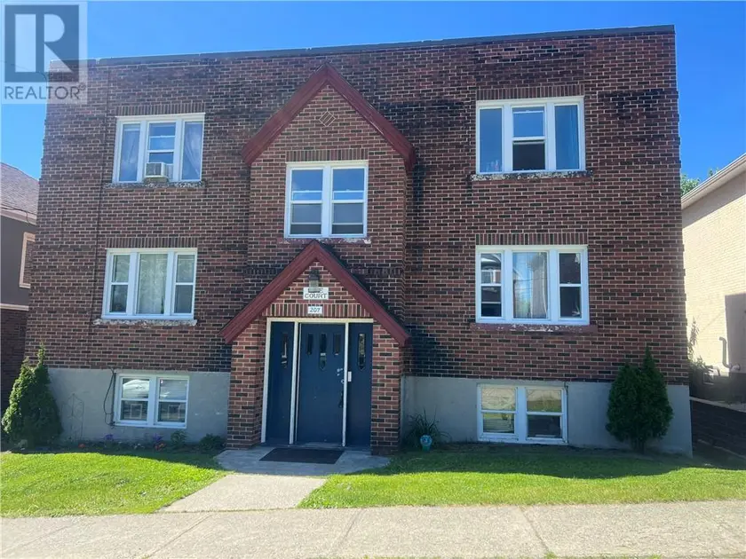 Multiplex at 207 Pine, Sudbury