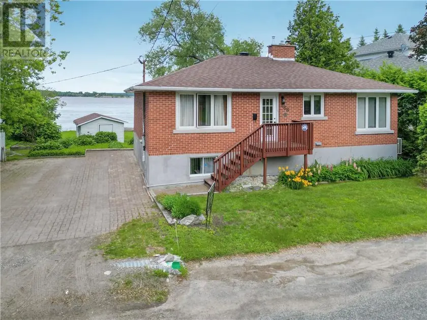 Detached at 488 Lake Point Crt, Sudbury