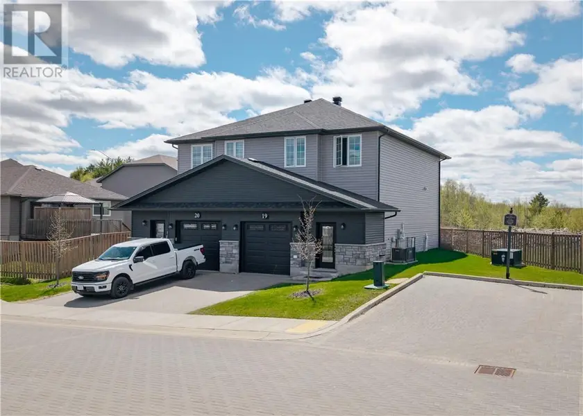 Townhouse at 2279 Mallards Landing Drive Unit# 19, Sudbury