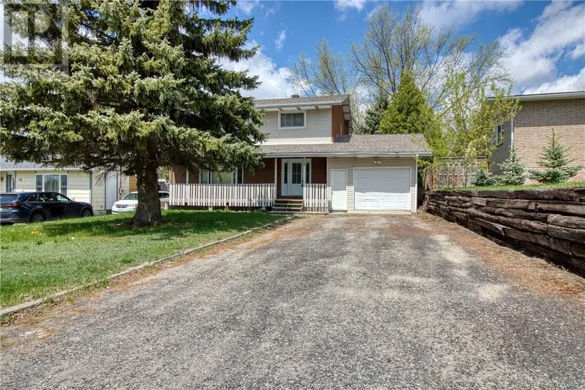 Detached at 18 Young Street, Garson