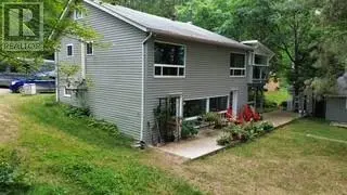 Detached at 259 Ashigami Road E, Wahnapitae