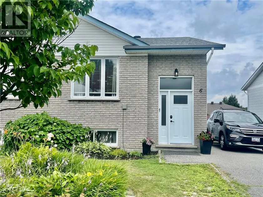 Detached at 6 Oakdale Street, Garson