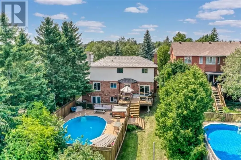 Detached at 347 MOONROCK, Sudbury