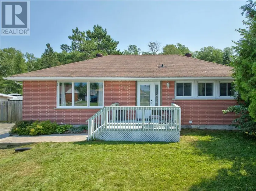 Detached at 12 Belmont Court, Capreol