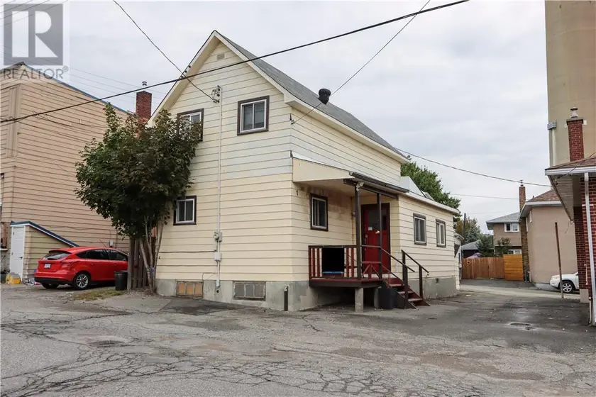 Detached at 1 Domenico Street, Copper Cliff