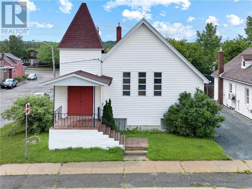 Detached at 25 Bloor Street, Capreol