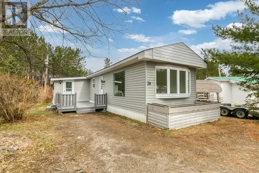 Detached at 7121 Highway 17 Unit# 30, Whitefish