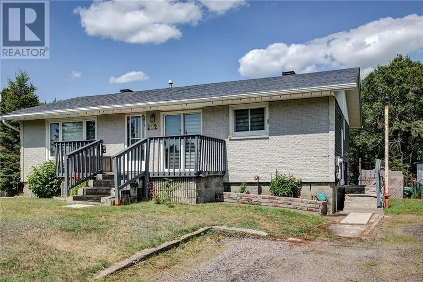 Detached at 222 Riverside Drive, Dowling
