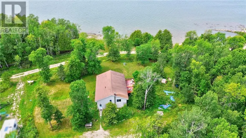 Detached at 30 Grandor Road, Kagawong, Manitoulin Island