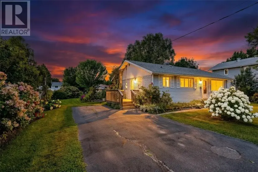 Detached at 4417 Hector Crescent, Hanmer