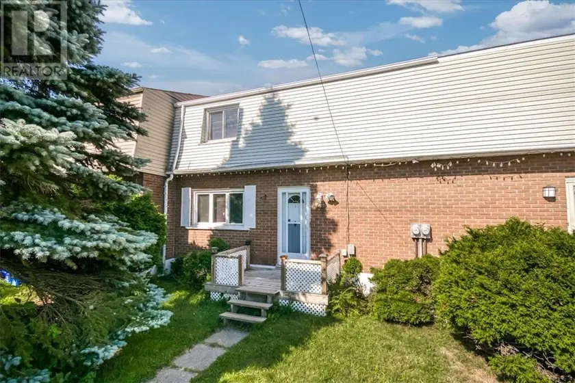 Townhouse at 187 Metcalfe Avenue, Garson