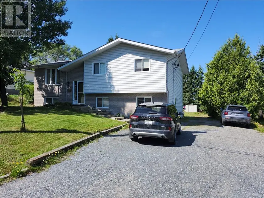 Detached at 155 Ridgemount Avenue, Sudbury