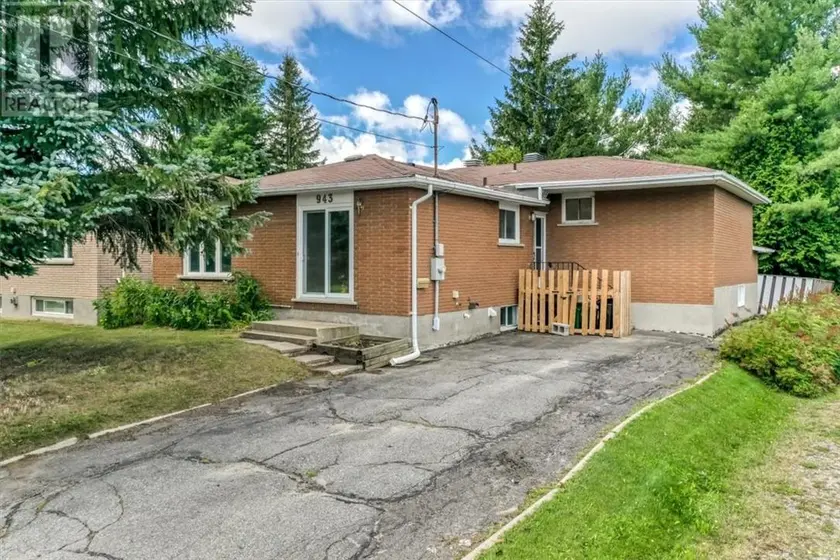 Detached at 943 Martin Avenue, Sudbury