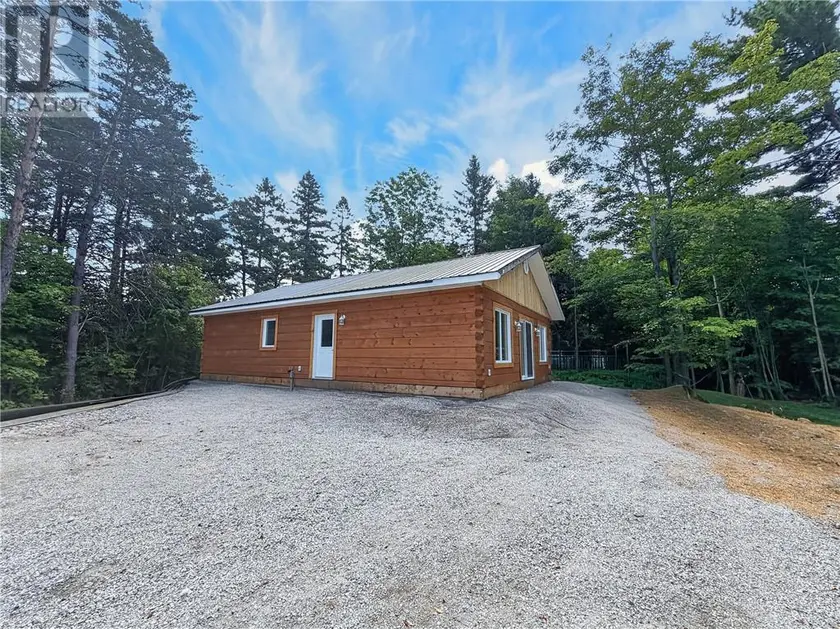 Detached at 135 Lakeshore Road, Mindemoya, Manitoulin Island