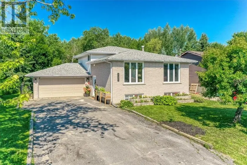 Detached at 2545 Field Street, Sudbury