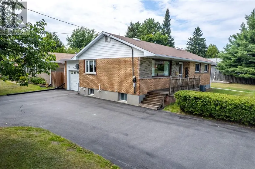 Detached at 1493 Lansing Avenue, Sudbury