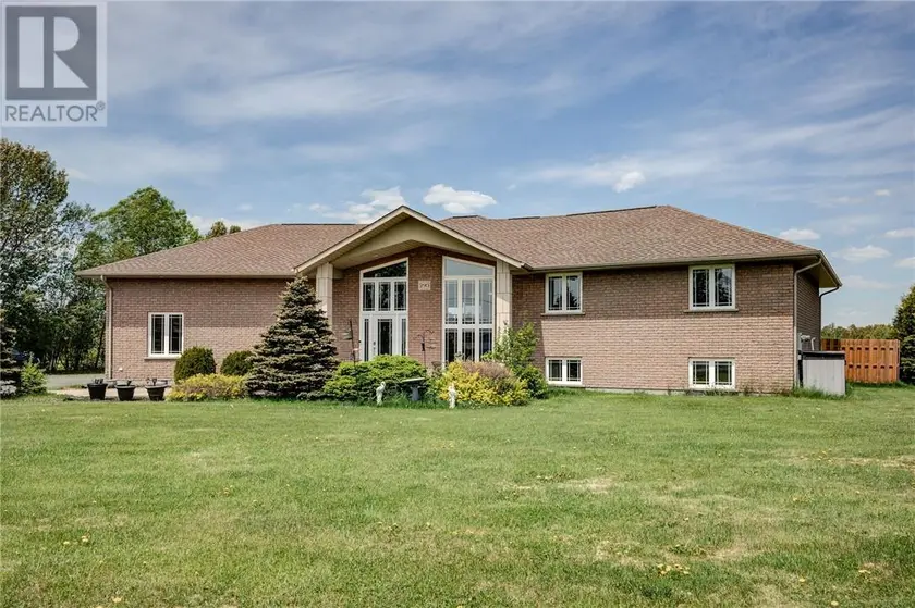 Detached at 290 Seguin Street, Chelmsford