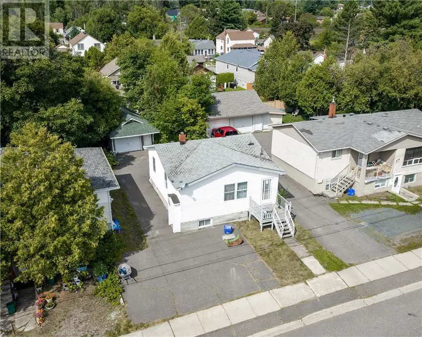 Detached at 464 McKim Street, Sudbury
