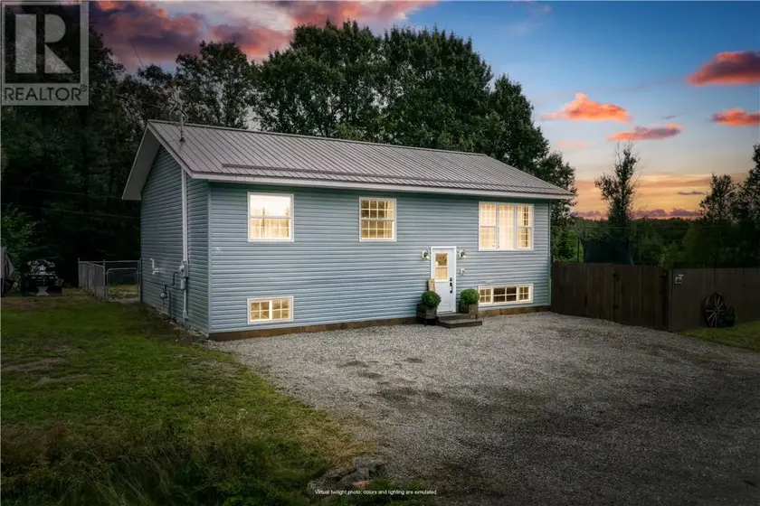 Detached at 29 Pioneer Street W, Markstay