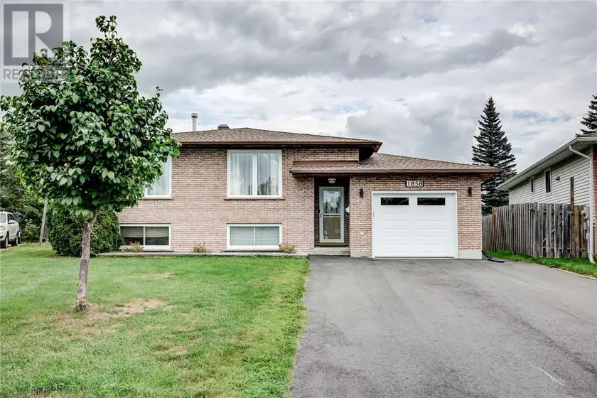 Detached at 1858 Covewood Crescent, Sudbury