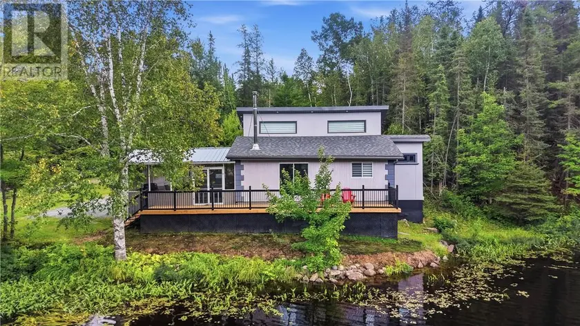 Detached at 351 Elbow Lake Road, Estaire