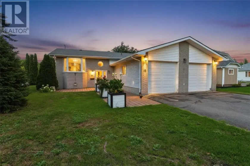 Detached at 18 Lindsley Street, Falconbridge