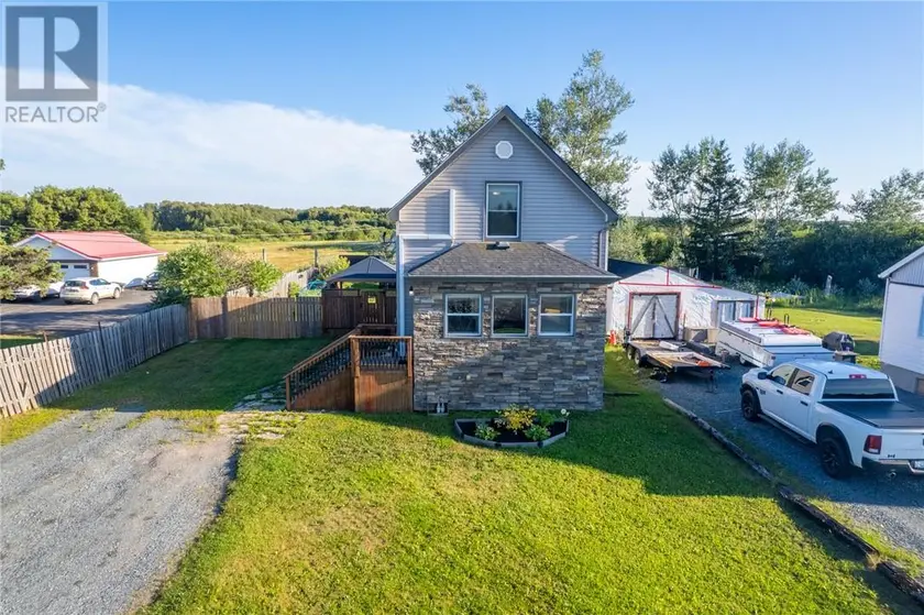 Detached at 4527 Regional Road 35, Chelmsford