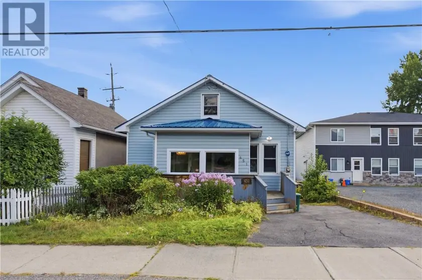 Detached at 451 Cartier Avenue, Sudbury