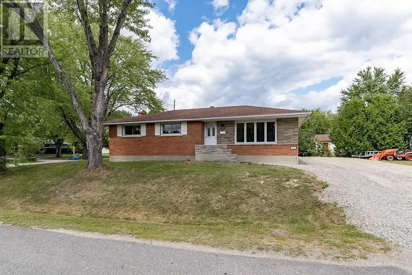 Detached at 1609 Redfern, Greater Sudbury