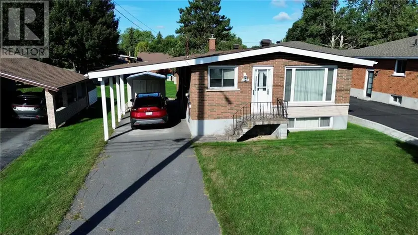 Detached at 645 Churchill Avenue, Sudbury