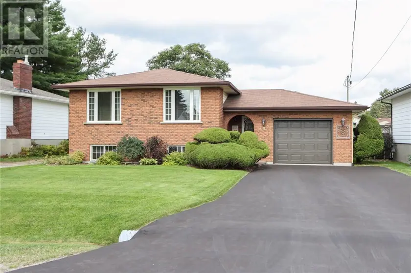Detached at 980 Raymond Street, Hanmer