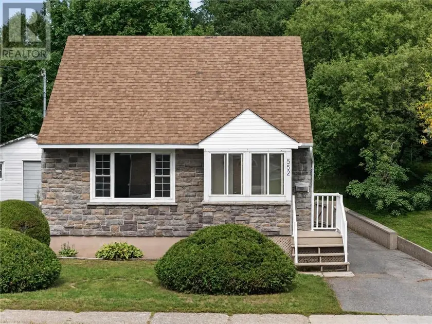 Detached at 552 Pine Street, Sudbury